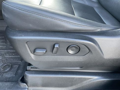 Used 2022 Chevrolet Tahoe Z71 image 10