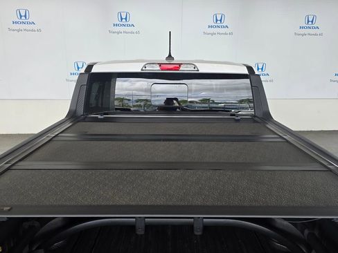 Used 2022 Ford Maverick XLT image 45