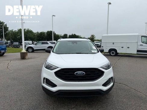 Used 2024 Ford Edge SEL w/ Sport Appearance Package AWD/4WD image 3