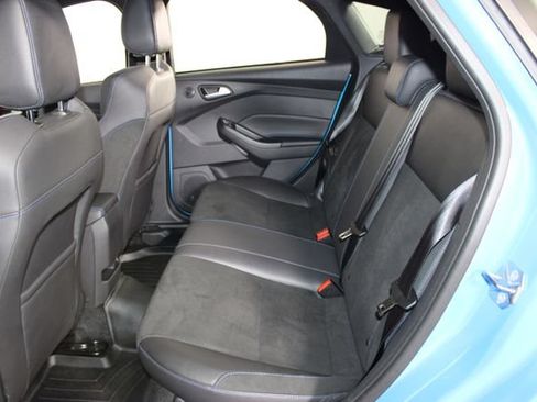 Used 2017 Ford Focus RS AWD/4WD image 24