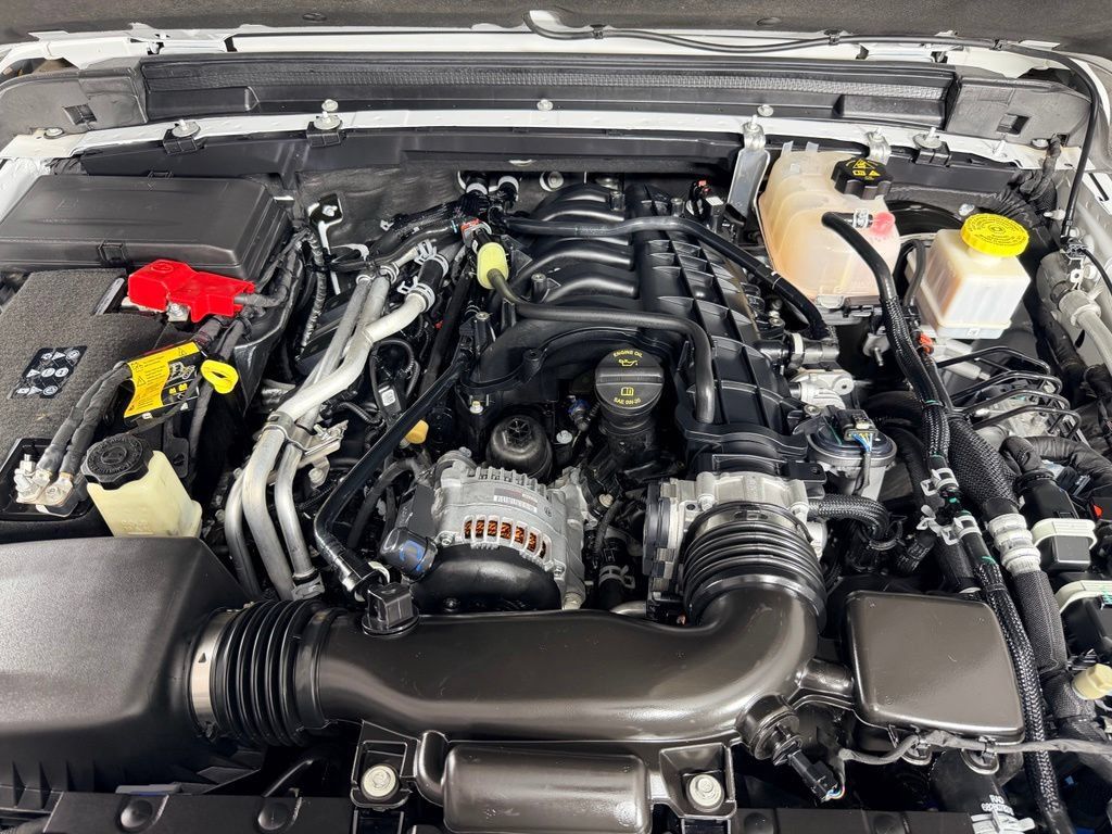 Used 2023 Jeep Gladiator Sport AWD/4WD image 31