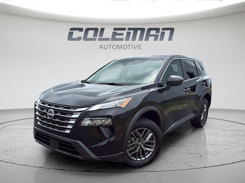 Used 2024 Nissan Rogue S FWD image 1