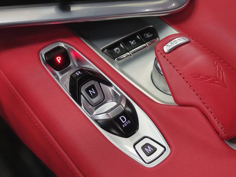 Used 2023 Chevrolet Corvette Stingray Preferred Conv w/ Z51 Performance Package RWD image 13