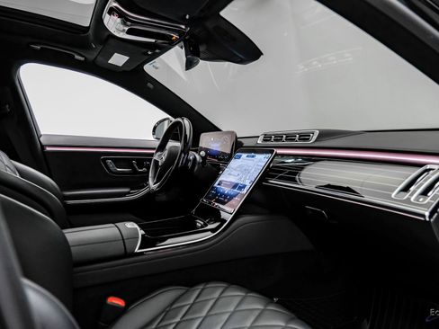 Used 2024 Mercedes-Benz S 580 4MATIC Sedan w/ AMG Line image 45