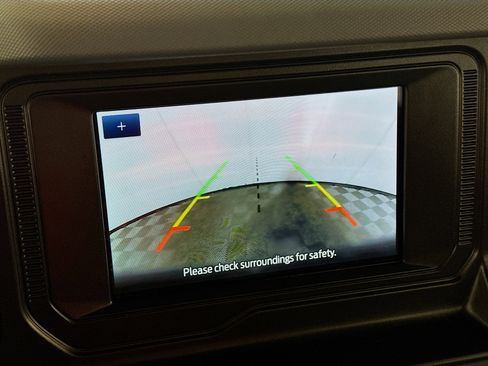 Used 2022 Ford Bronco Big Bend image 2