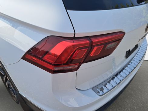 Used 2023 Volkswagen Tiguan S FWD image 31