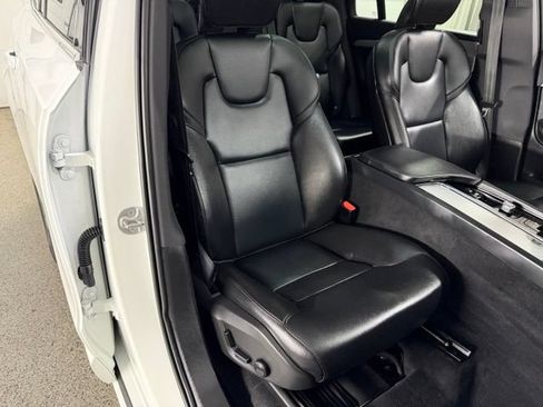 Used 2023 Volvo XC90 B5 Core w/ Protection Package Premier AWD/4WD image 25