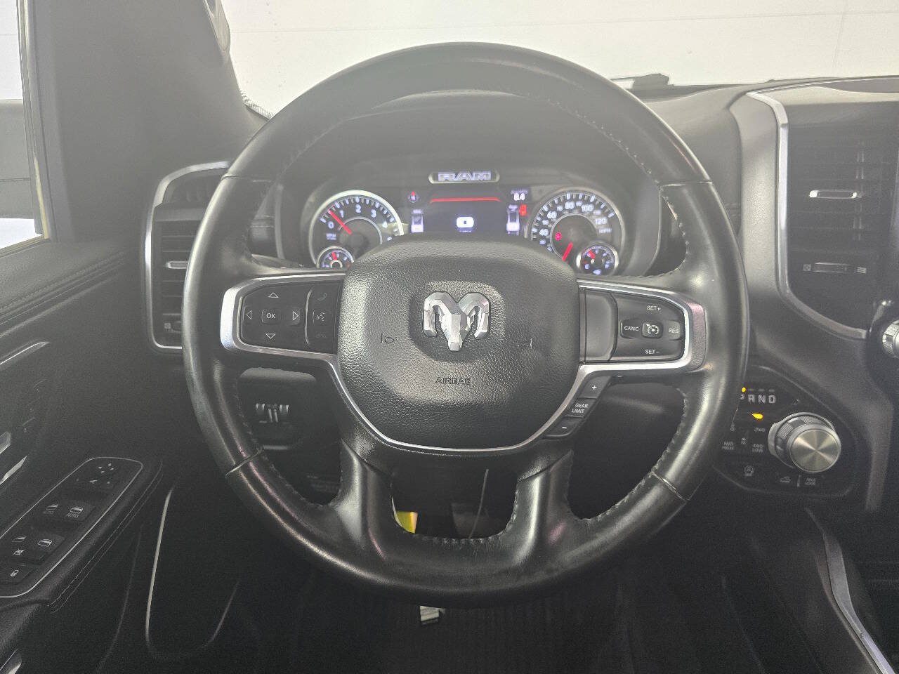 Used 2023 RAM 1500 Laramie AWD/4WD image 14