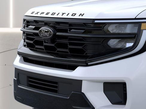 New 2026 Ford Expedition Platinum w/ Stealth Appearance Package image 18