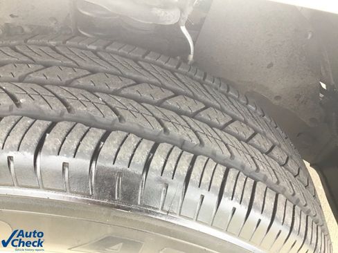 Used 2022 Toyota Tacoma SR image 8