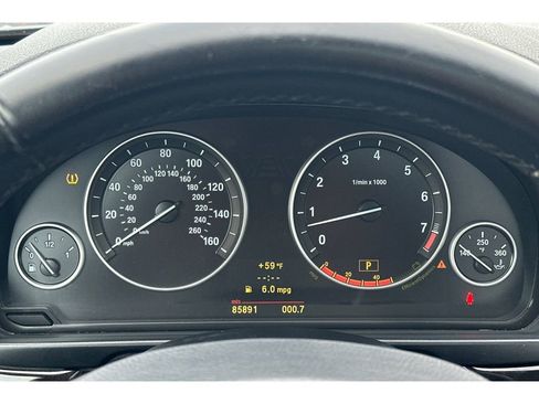 Used 2011 BMW 528i Sedan image 24