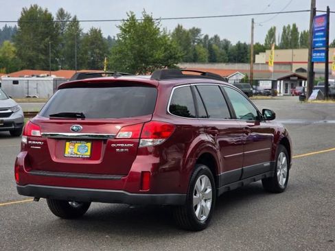 Used 2011 Subaru Outback 3.6R Limited w/ PWR Moonroof Pkg image 7