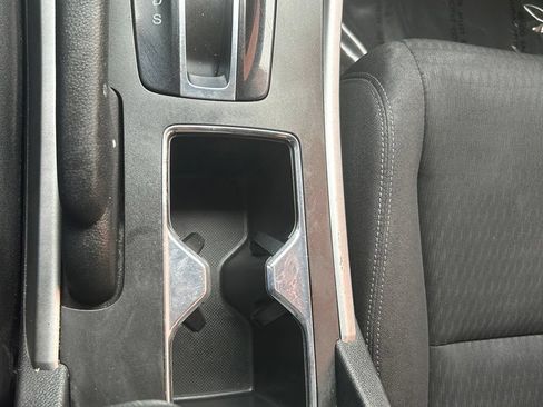 Used 2013 Honda Accord Sport image 19