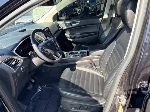 Used 2021 Ford Edge SEL w/ Convenience Package image 14