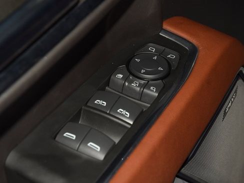 Used 2024 GMC Sierra 3500 Denali Ultimate image 54