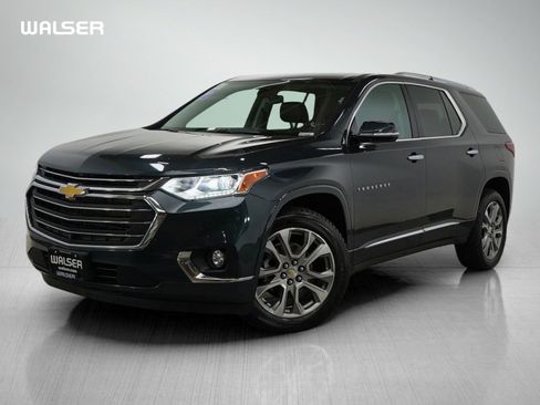 Used 2021 Chevrolet Traverse Premier image 1