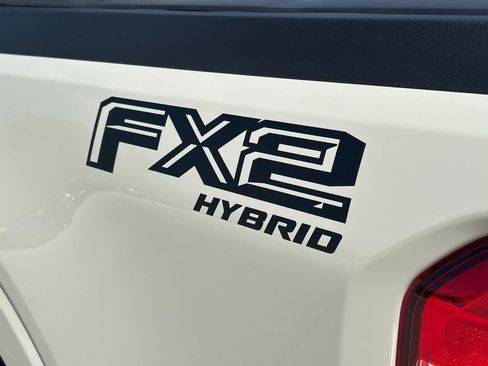 Used 2025 Ford Maverick XLT w/ XLT Luxury Package FWD image 13