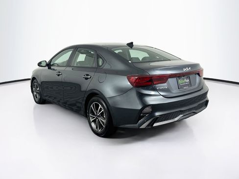 Used 2023 Kia Forte LXS FWD image 5