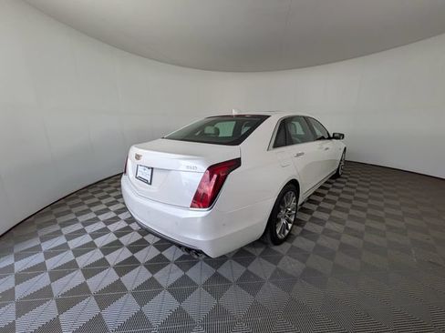 Used 2017 Cadillac CT6 Luxury AWD/4WD image 2