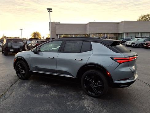 Used 2024 Chevrolet Equinox EV RS image 11