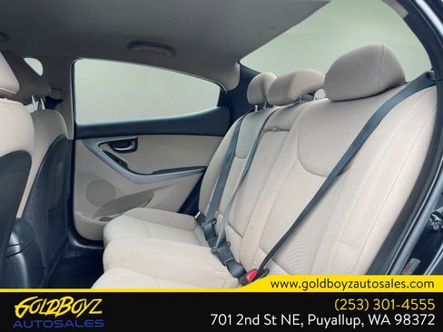 Used 2016 Hyundai Elantra SE FWD image 16