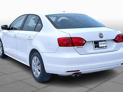 Used 2011 Volkswagen Jetta S image 9