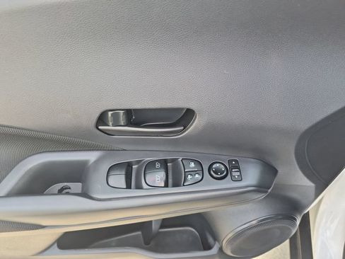 Used 2024 Nissan Kicks S FWD image 13