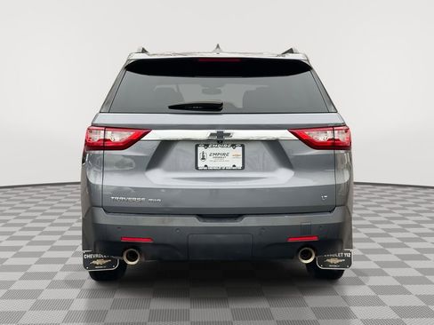 Used 2021 Chevrolet Traverse LT image 6