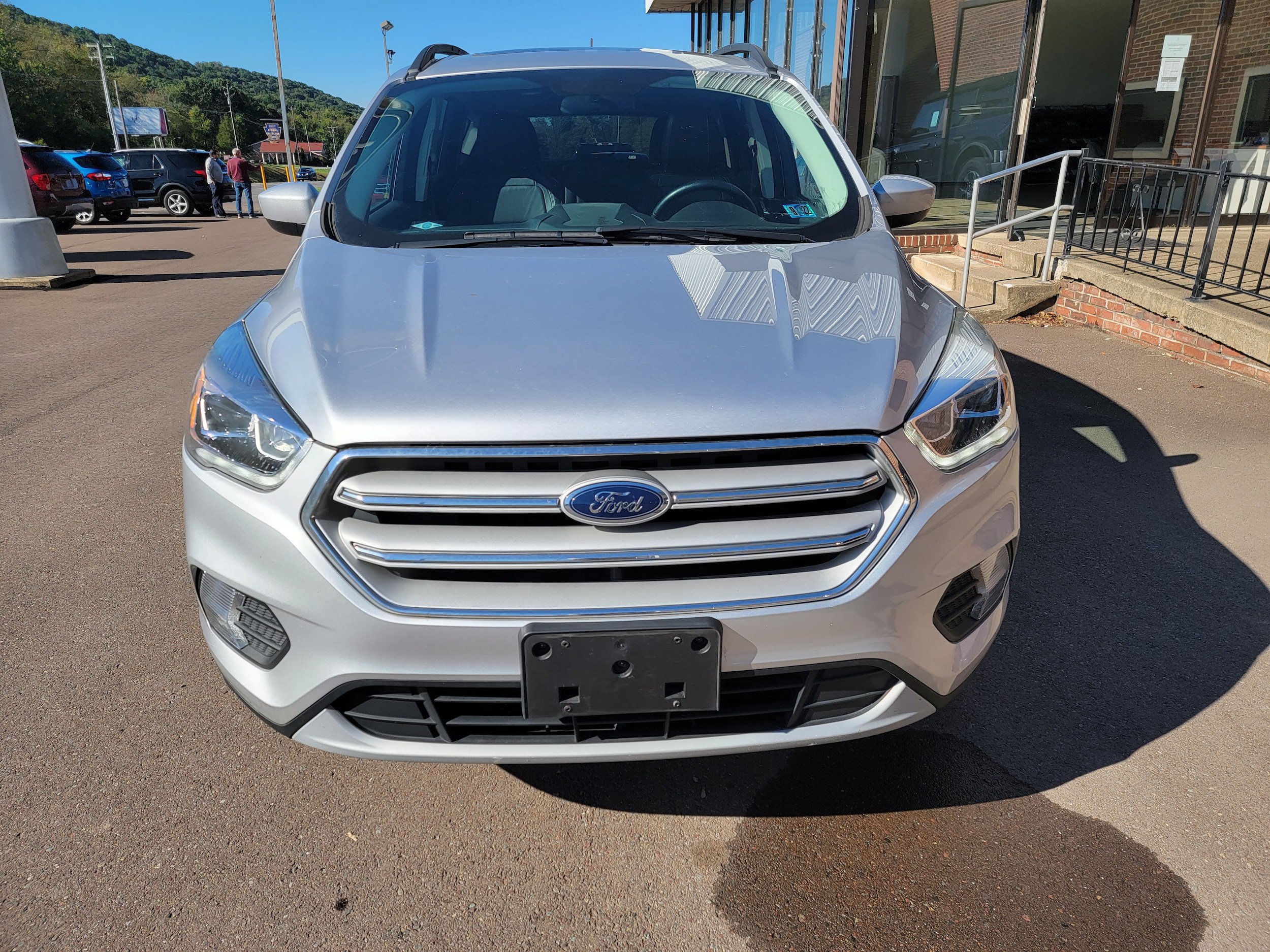 Used 2018 Ford Escape SEL AWD/4WD image 2