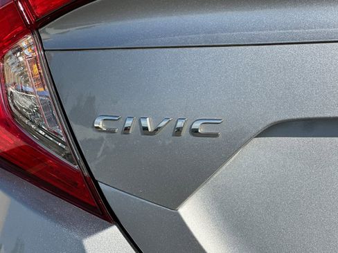 Used 2019 Honda Civic EX image 30