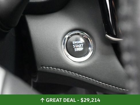 Used 2023 Toyota Highlander XLE image 45