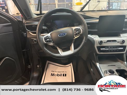 Used 2024 Ford Explorer XLT w/ Equipment Group 202A RWD image 15