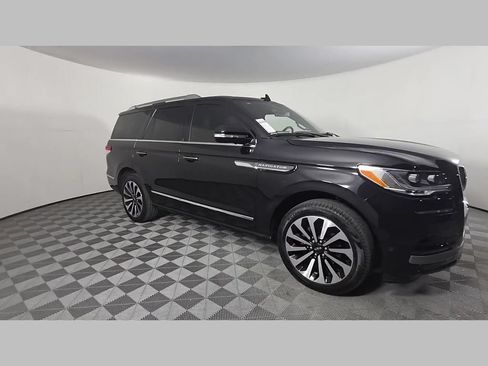 Used 2024 Lincoln Navigator Reserve AWD/4WD image 54