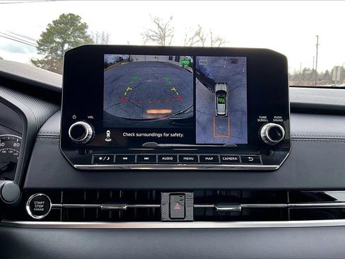 Used 2024 Mitsubishi Outlander SE image 12