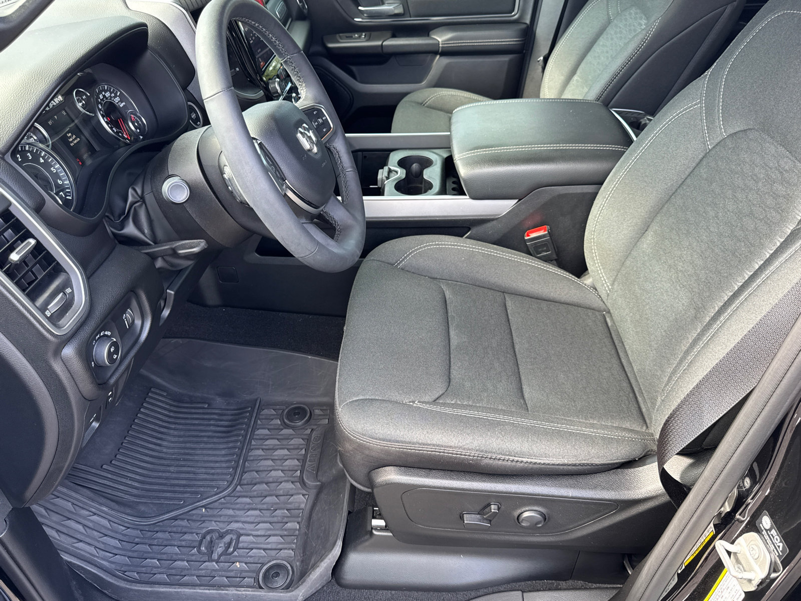 Used 2025 RAM 1500 Big Horn RWD image 9
