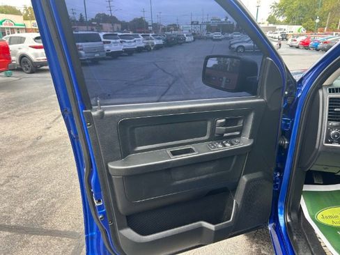 Used 2018 RAM 1500 Express w/ Express Value Package image 15