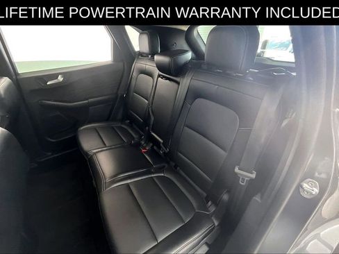 Used 2025 Ford Escape Platinum AWD/4WD image 36