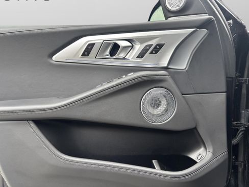 Used 2024 BMW XM image 31