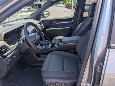 New 2026 GMC Terrain AT4 w/ Technology Package II AWD/4WD image 15