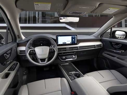 New 2025 Lincoln Corsair Grand Touring w/ Equipment Group 302A image 9