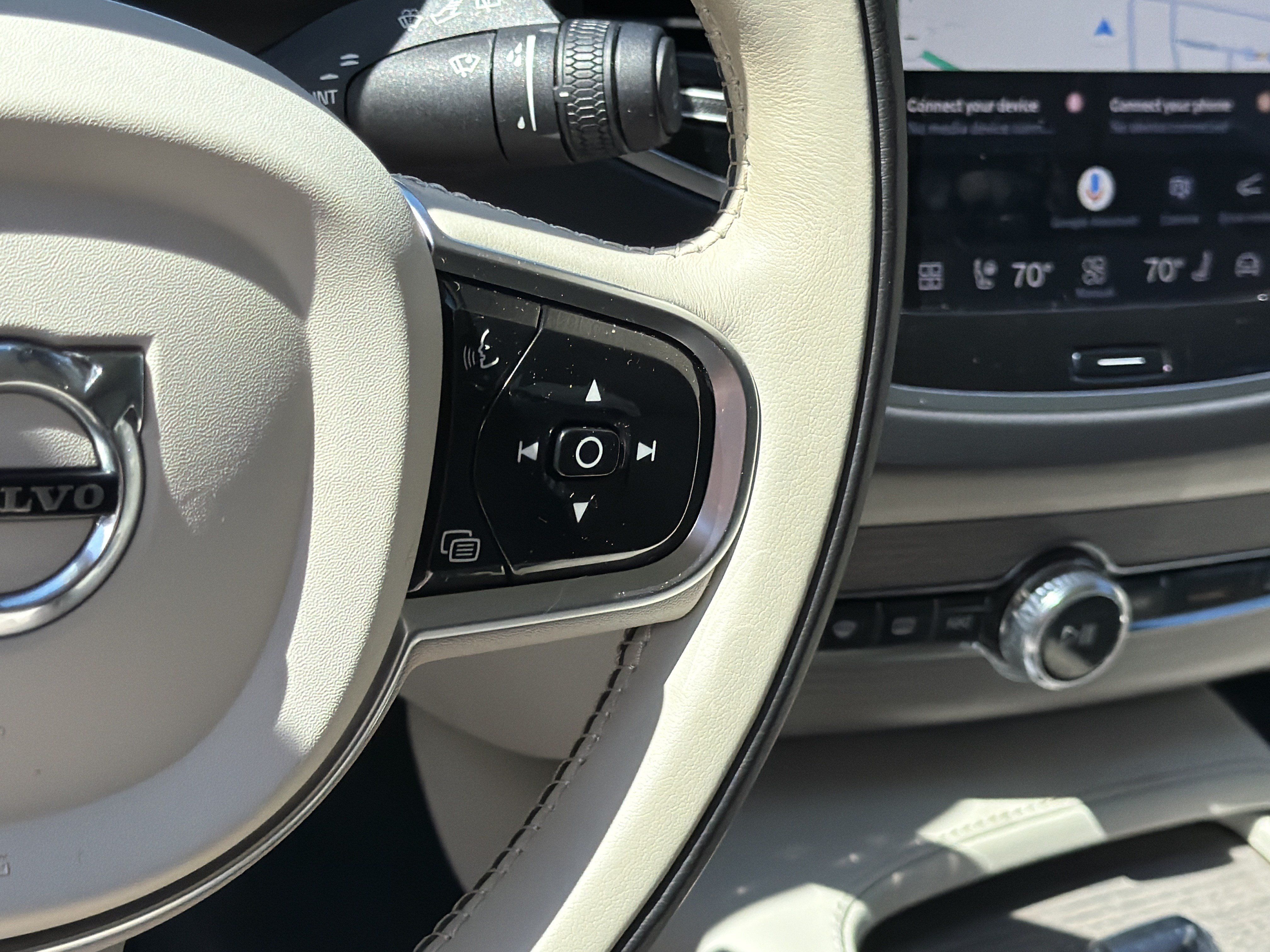 Certified 2024 Volvo XC90 T8 Ultimate w/ Protection Package Premier AWD/4WD image 20