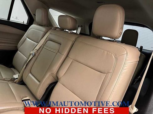 Used 2020 Ford Explorer XLT w/ Equipment Group 202A image 16