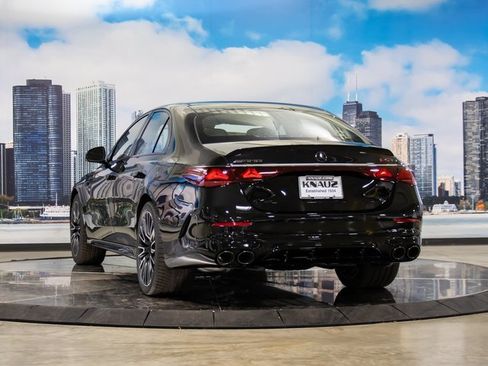 Used 2026 Mercedes-Benz E 53 AMG e 4MATIC Sedan image 9