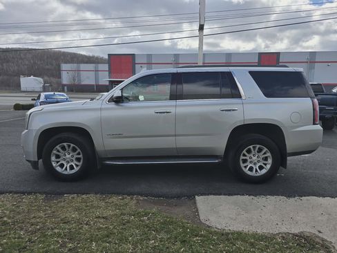 Used 2018 GMC Yukon SLT w/ Open Road Package image 7