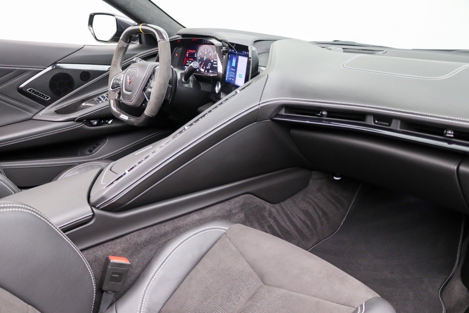 Used 2024 Chevrolet Corvette Z06 RWD image 29