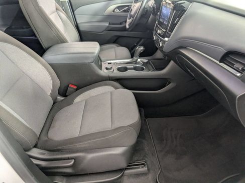 Certified 2020 Chevrolet Traverse LT FWD image 36