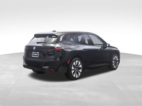 New 2026 BMW iX xDrive45 w/ Premium Package image 5