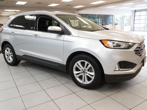 Used 2019 Ford Edge SEL w/ Equipment Group 201A AWD/4WD image 13