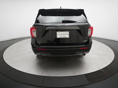 Used 2023 Ford Explorer XLT w/ Equipment Group 202A image 27