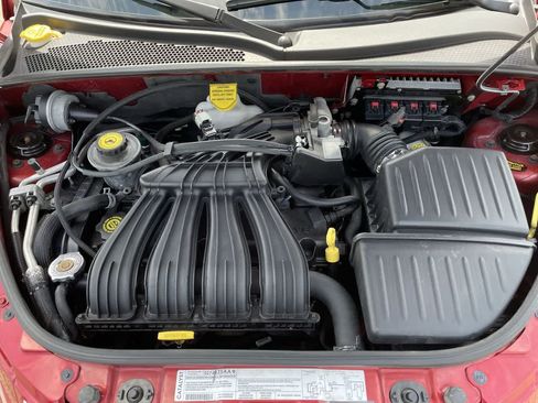 Used 2004 Chrysler PT Cruiser Touring w/ Chrome Accents Group FWD image 29